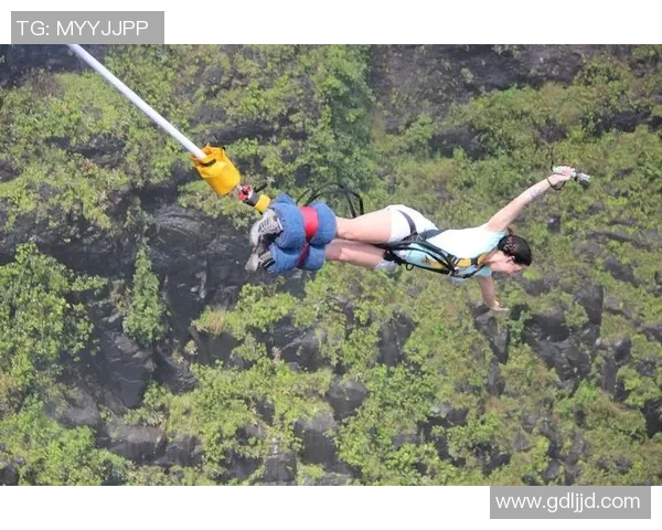 成都极限运动队在攀岩联赛中的意识表现与战术分析